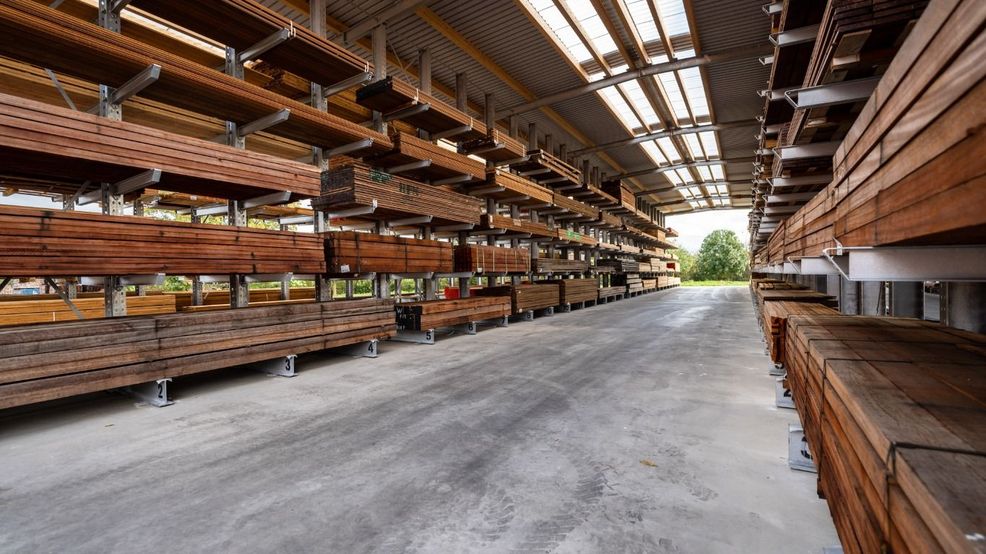 Gevenhout wood warehouse